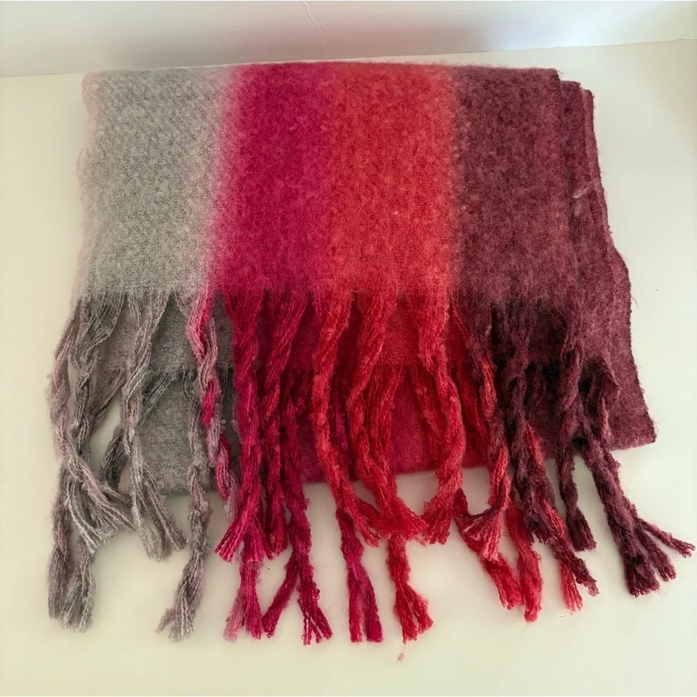 NWOT Urban Outfitters Ombre Striped Woven Scarf